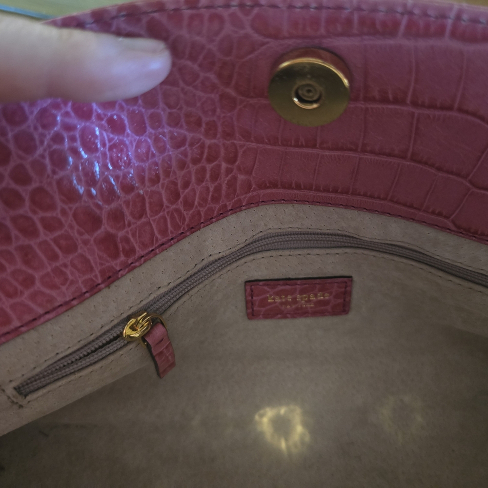 Kate Spade Pink Croc-Embossed Bag - Picture 3 of 4